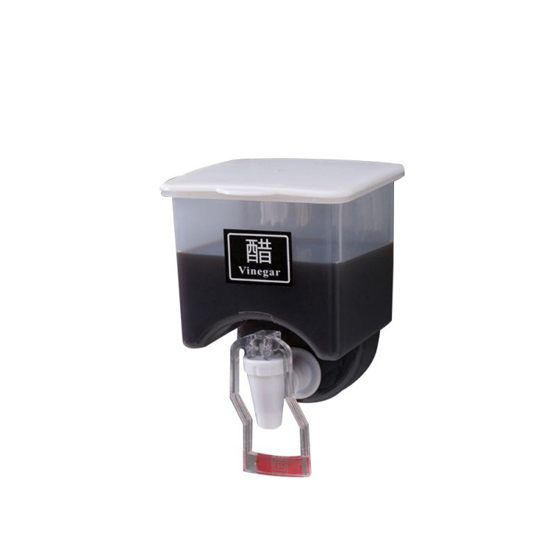 Kitchen Wall-mounted Storage Liquid Seasoning Tank Automatic Seasoning Bottles Oil Vinegar Dispenser Storage Containers