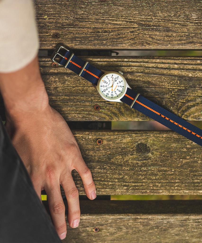 Taimaegseu Expedition Sierra Indiglo Тканевые Светящиеся Часы 40 мм