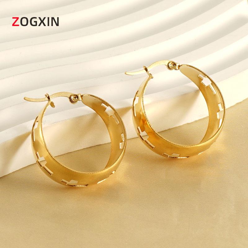 2023 Европейская и американская мода Титановая сталь Полые круглые серьги-кресты, 18k Женский стиль