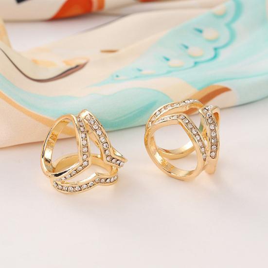 Scarf Button Three-Ring Design Rhinestones Inlaid Scarf Buckle Korean Style Scarves Shawls Scarf Fastener Jewelry Accessory