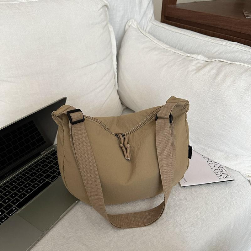 Вместительная однотонная литературная и повседневная модная сумка-мессенджер через плечо в ленивом стиле, трендовая универсальная женская сумка-тоут