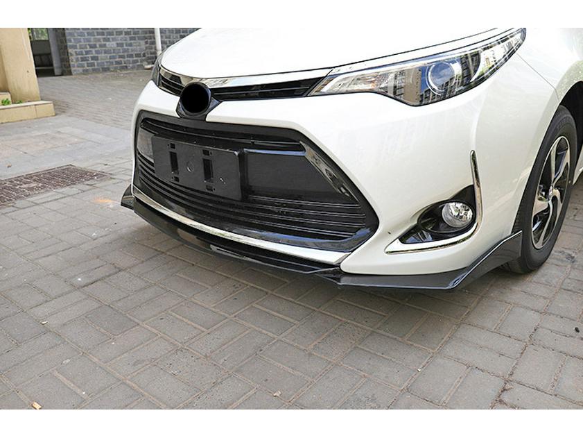 Toyota Levin 17-18 Комплект обвеса на переднюю и заднюю часть: Модифицированный сплиттер, губа бампера, спойлеры и боковые юбки.