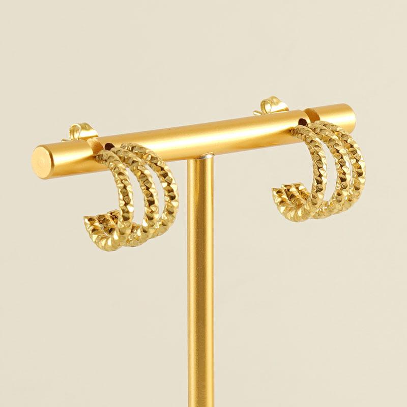 New fashion stainless steel three-layer exquisite earrings, high-end temperament earrings, simple and fashionable women