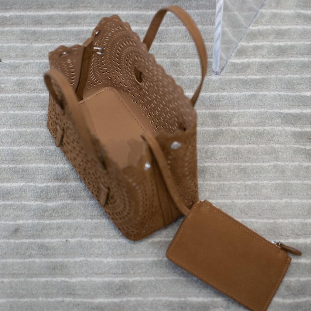 Mina20 первый слой бархат узор личи телячья кожа полый белый стальной металлофурнитура с одинарным плечевым ремнем для ношения через плечо французский полый