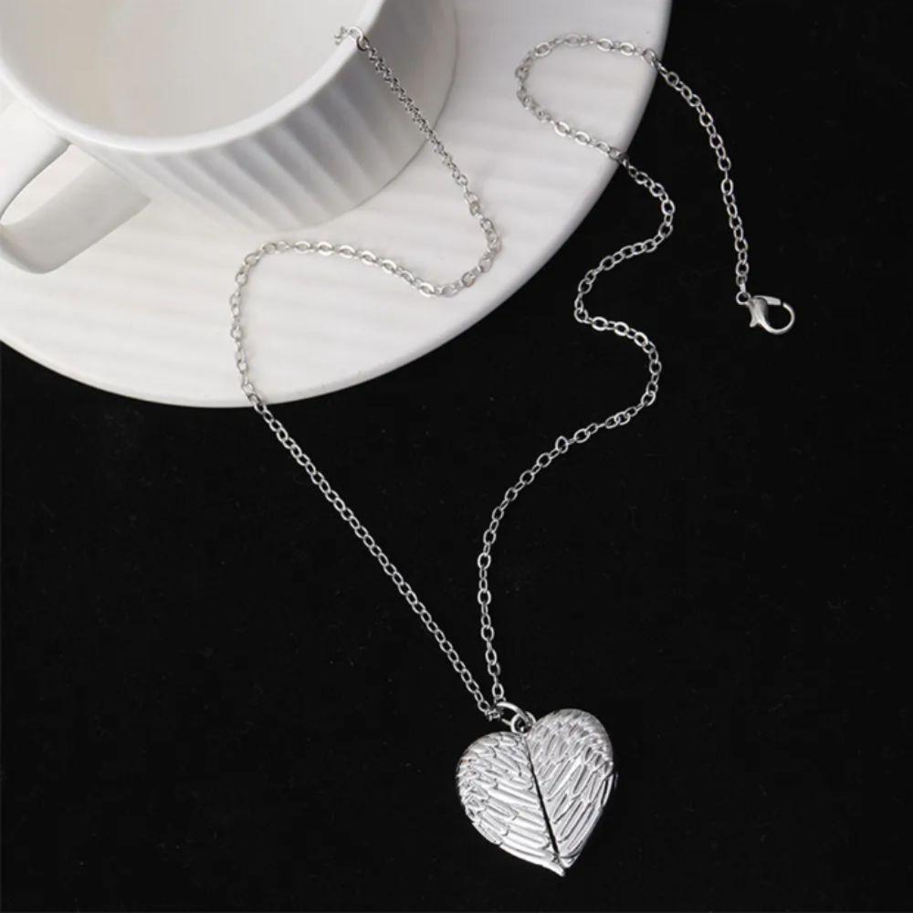 Sublimation Blank Angel Wing Pendant Timeless Elegance Wing Engraving Korean Style Jewelry Metal Material Gold Color