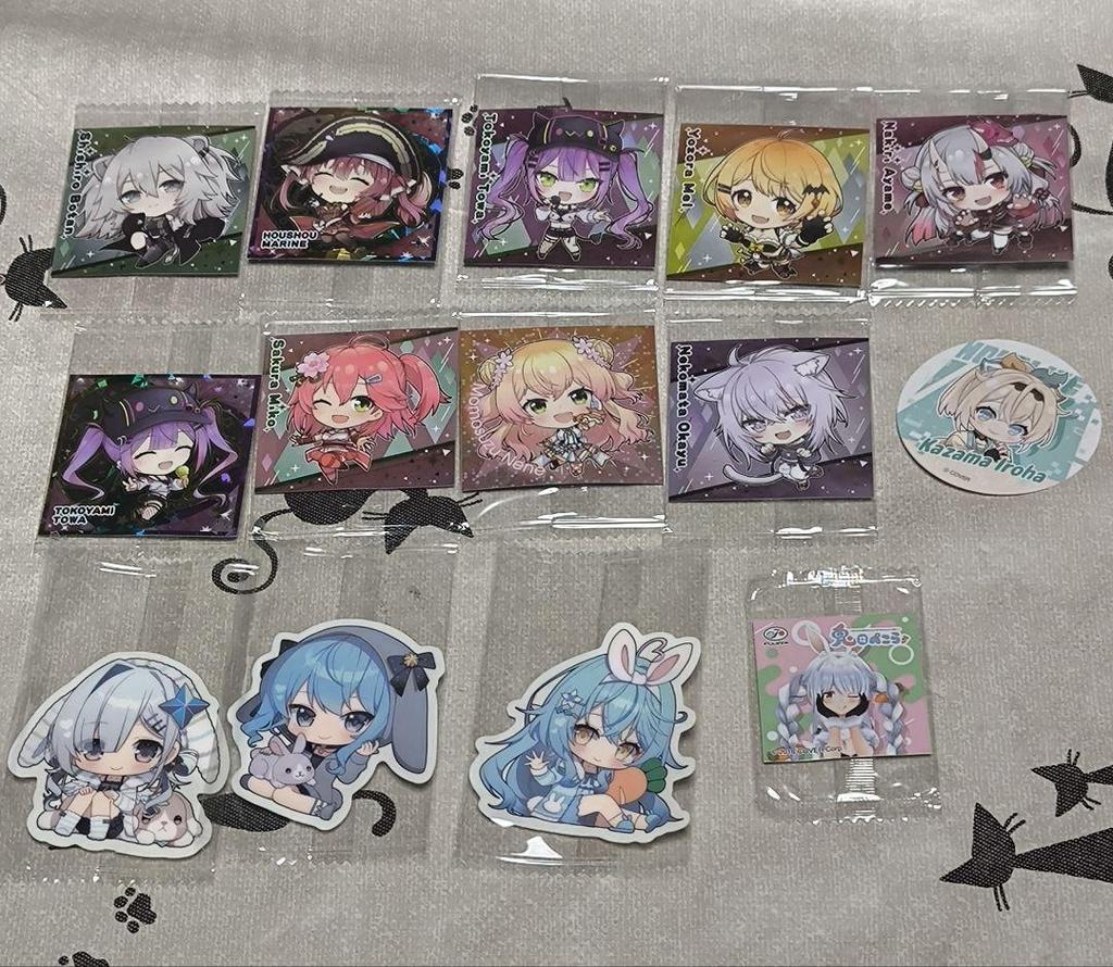 [USED] Hololive stickers, cards, magnets, and Gemazu LIVE bonus cards available