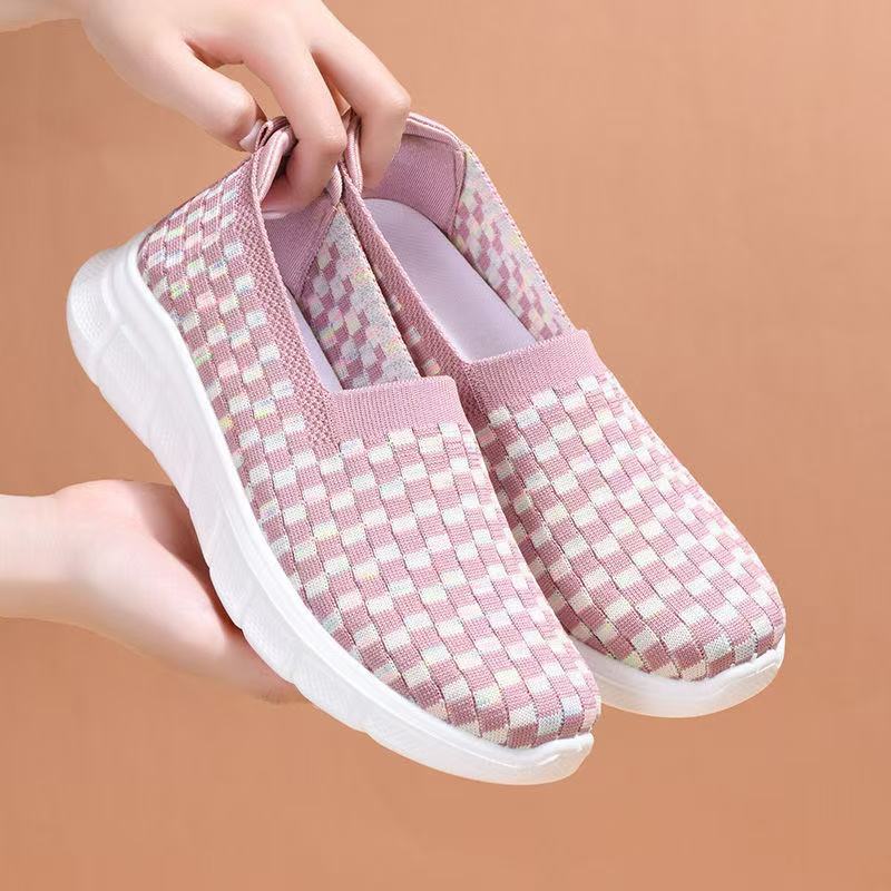 New Spring and Summer Women's Shoes Flat-bottomed Shallow-mouth Fly-woven Shoes, Light, Casual and Breathable, One-pedal Mother Shoes