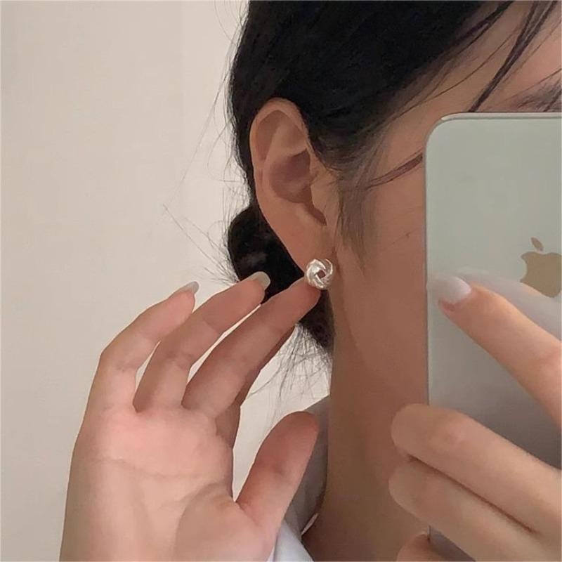 Иглы для ушей из стерлингового серебра S925, новые темпераментные простые и маленькие серьги-пусеты, женские серьги, серьги для пирсинга ушей, серьги, предотвращающие блокировку, ювелирные изделия