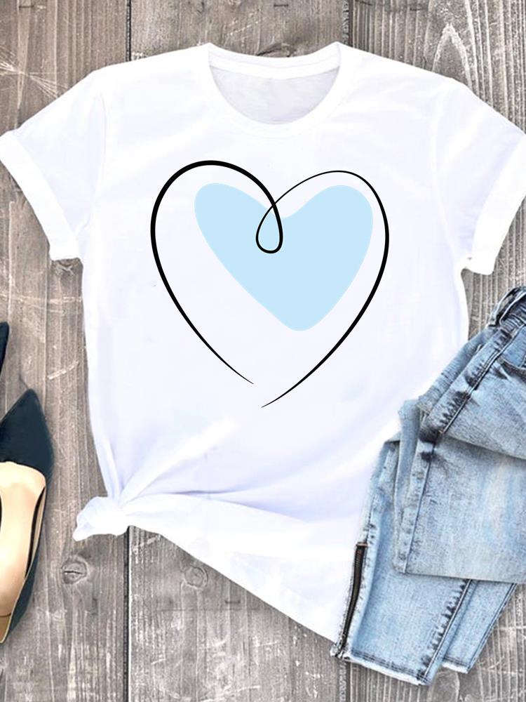 (Азиатский размер) Женская одежда в стиле сердца Футболка с графическим принтом Модная повседневная женская футболка Весенне-летняя с принтом с коротким рукавом