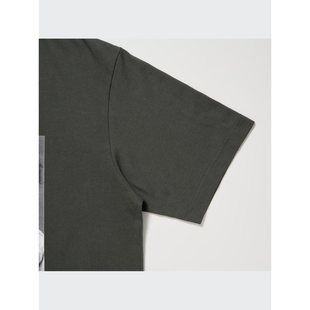 Uniqlo Япония Футболка Мир для всех