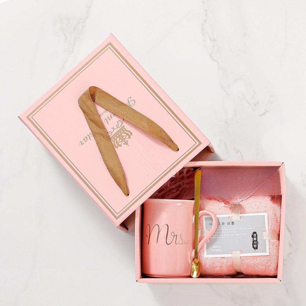 Compact Souvenir Gift Set for Weddings, Events, and Hotel Openings