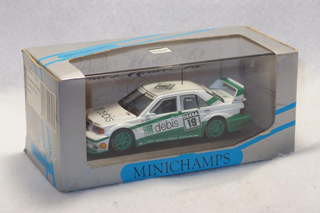 MINICHAMPS Mercedes Mercedes 190E Evo2 DTM Zackspeed Asch 4012138000797 PMA 1/43 Best.-Nr.13143 #19 2. Vers.