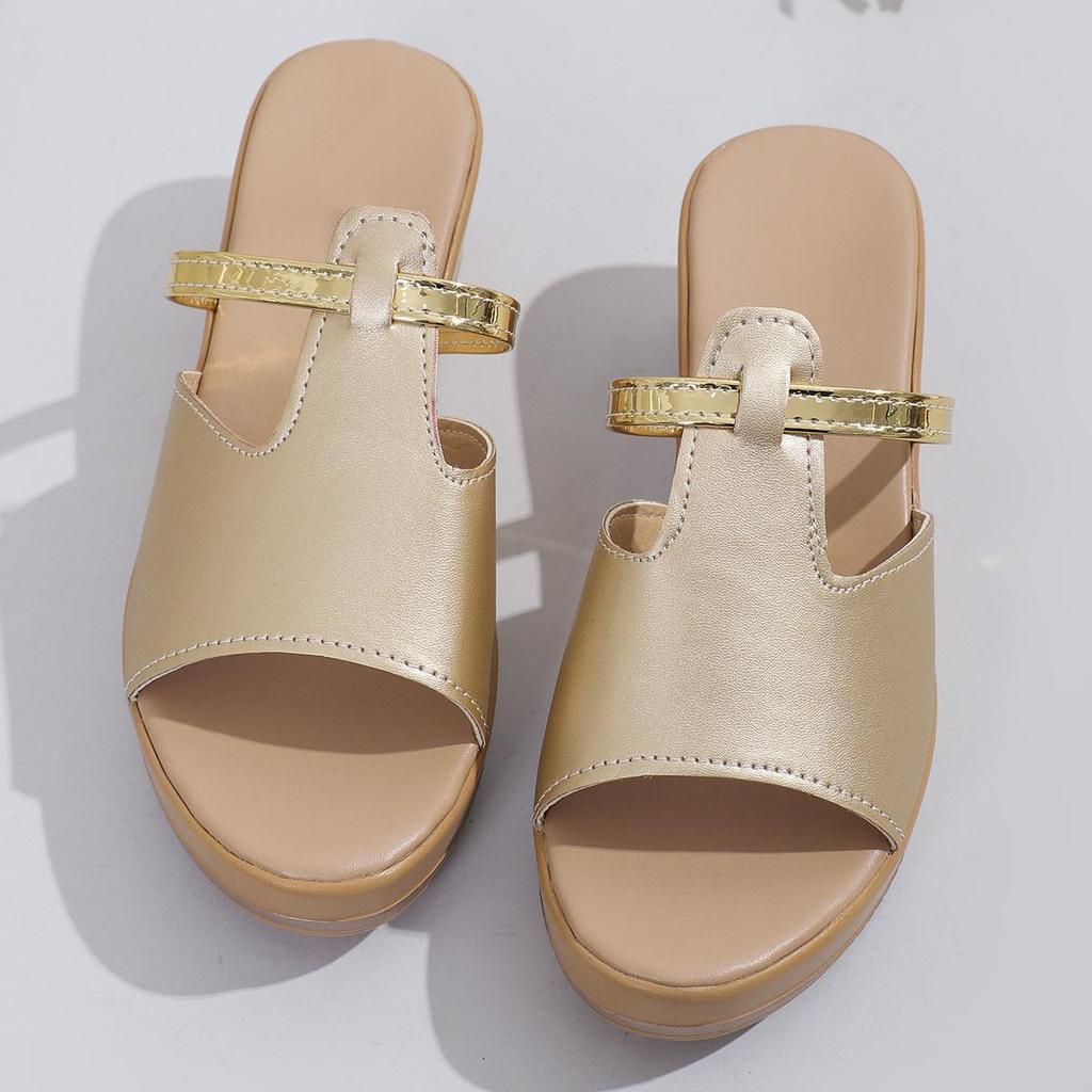 2024 Новые летние женские тапочки на танкетке с толстой подошвой: Повседневная обувь Cross-Border большого размера, увеличивающая рост