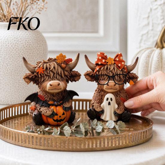 Fine Carving Wood Art 2PCS Highland Cow Ornament, Wooden Rustic Style Figurine, Thanksgiving Home Decoration Theme Art, for Entrance Living Room Decor