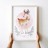 Плакат олень розовый постеры