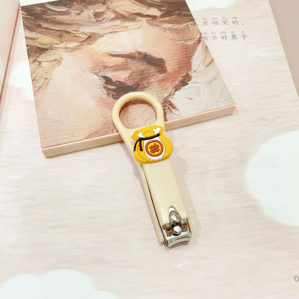 Машинки для стрижки ногтей в форме сердечка для девочек с цепочкой из бисера, триммер для ногтей с мультяшным медведем и кроликом для студентов, домашний уход за ребенком, маникюрные инструменты