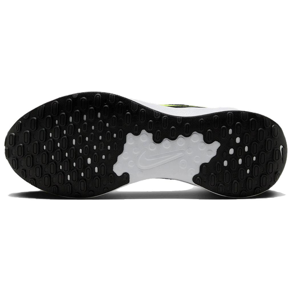 Nike Revolution 7 Черно-белый Вольт FB2207-010