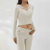 Осенний женский трикотажный комплект из двух предметов: топ с капюшоном, высокой талией, длинными рукавами и брюки