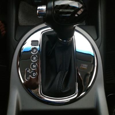 Хромированная декоративная накладка на центральную панель переключения передач из АБС-пластика для Kia Sportage 2010-2015