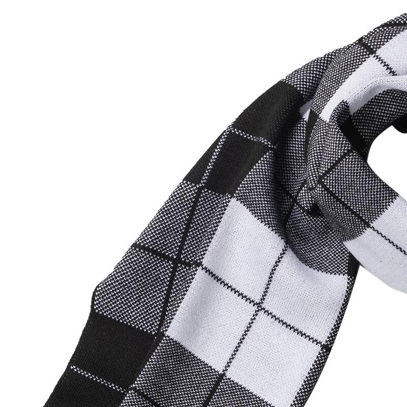 Aisi Yalan Black and White Check Knitted Scarf