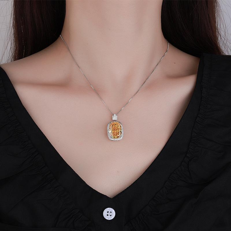 Ювелирные изделия Бриллиант Высокоуглеродистый Огранка Ледяной Цветок Медная Инкрустация Ретро Темперамент Подвеска Ожерелье Женский Ведущий 12 * 16