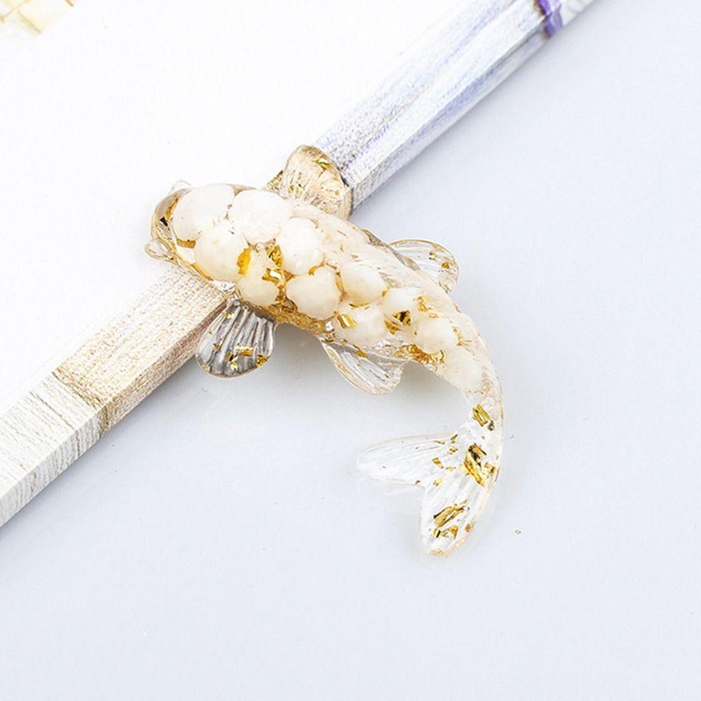 Natural Crystal Resin Crafts Wedding Accessories Artificial Fish Car Pendant Fish Ornaments