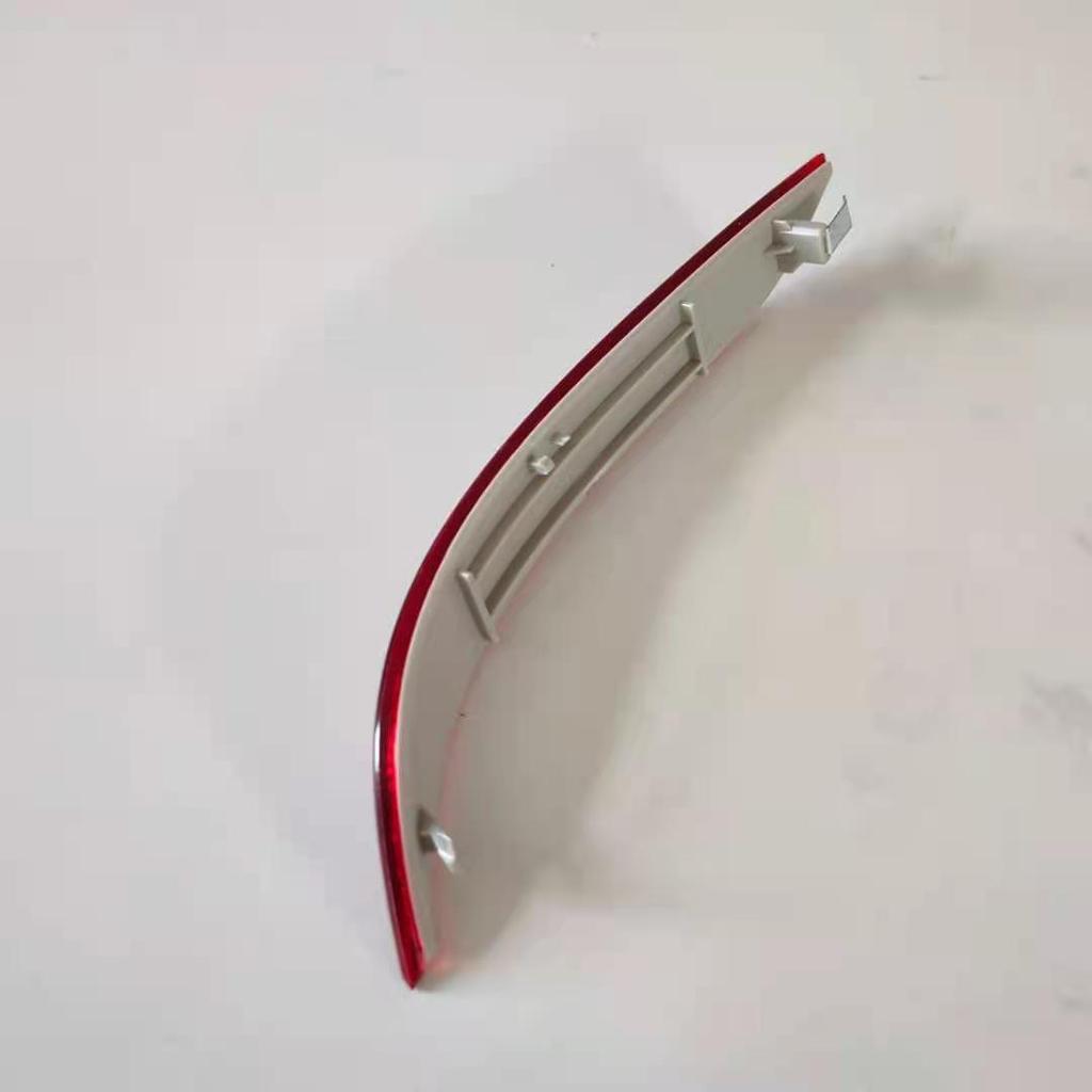 Светоотражающая предупреждающая полоса BMW E60 (Номер детали #63146915039/63146915040)