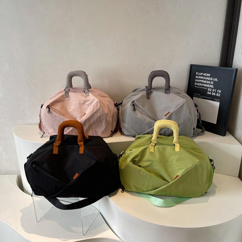 Korean-style fashion yoga training bag, multifunctional outdoor sports storage bag, portable travel bag for short trips