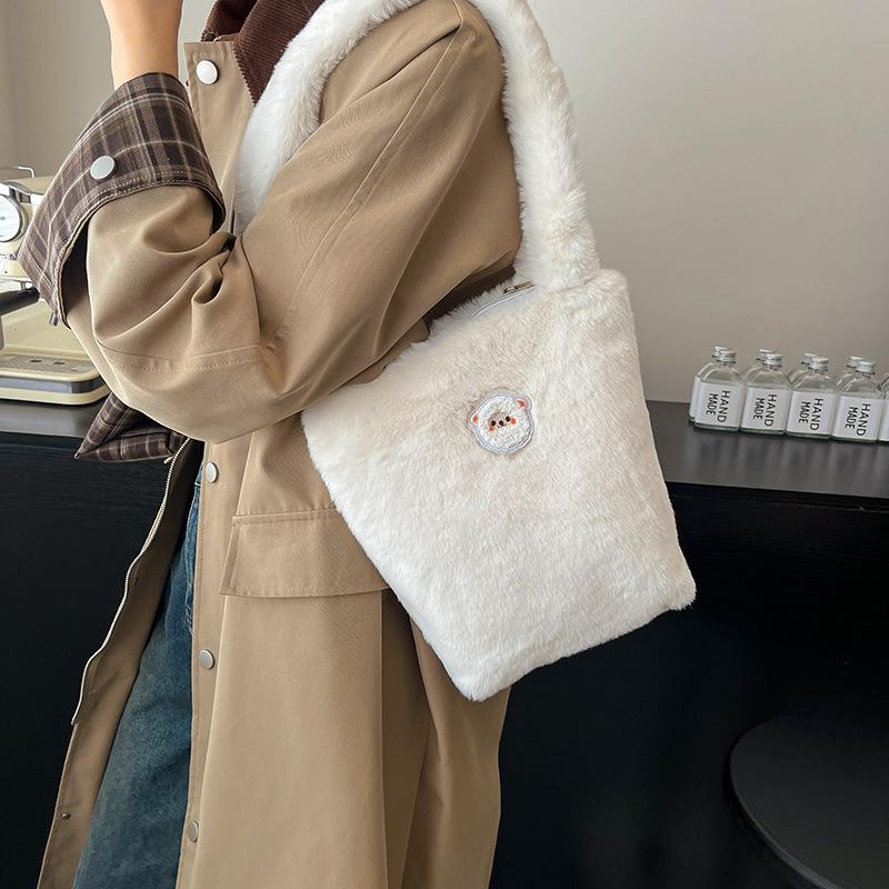 2025 Autumn and Winter New High-value Plush Bag Bucket Bag Large-capacity Bear Embroidered Shoulder Bag Tote Bag Women