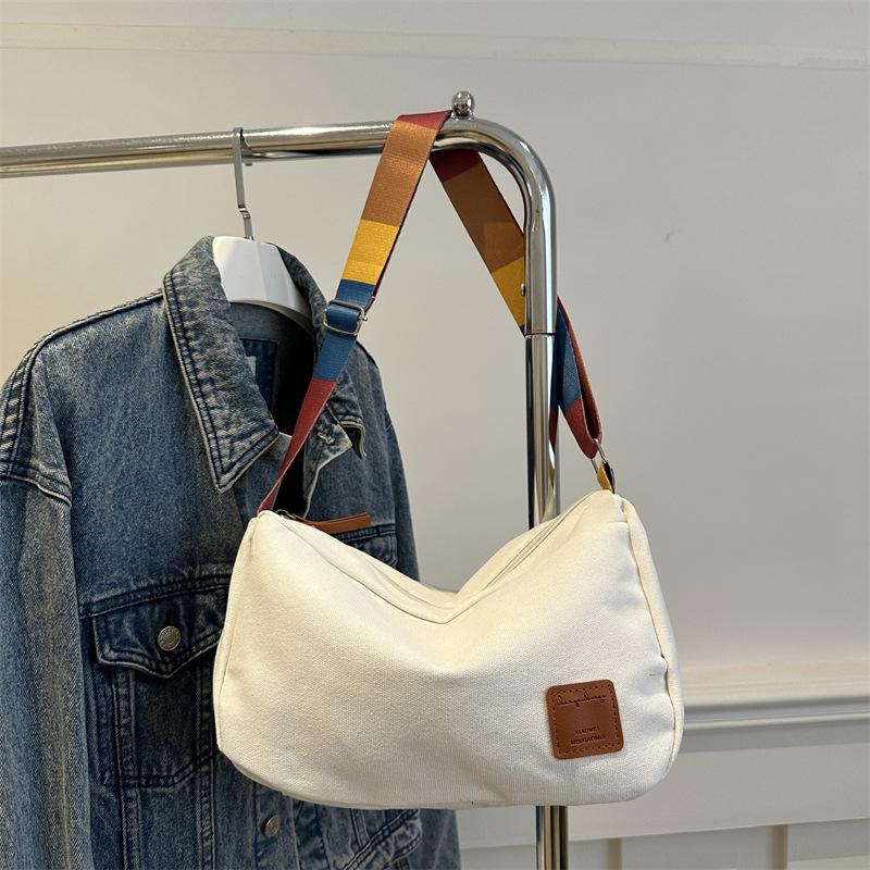 Large Capacity Retro Bag Women 2025 New Trendy Simple Canvas Bag Bag Versatile Student Class Shoulder Messenger Bag