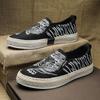 Модные низкие парусиновые туфли для мужчин, модные студенческие туфли без застежек, мужские повседневные туфли на плоской подошве, мужские теннисные туфли для мужчин