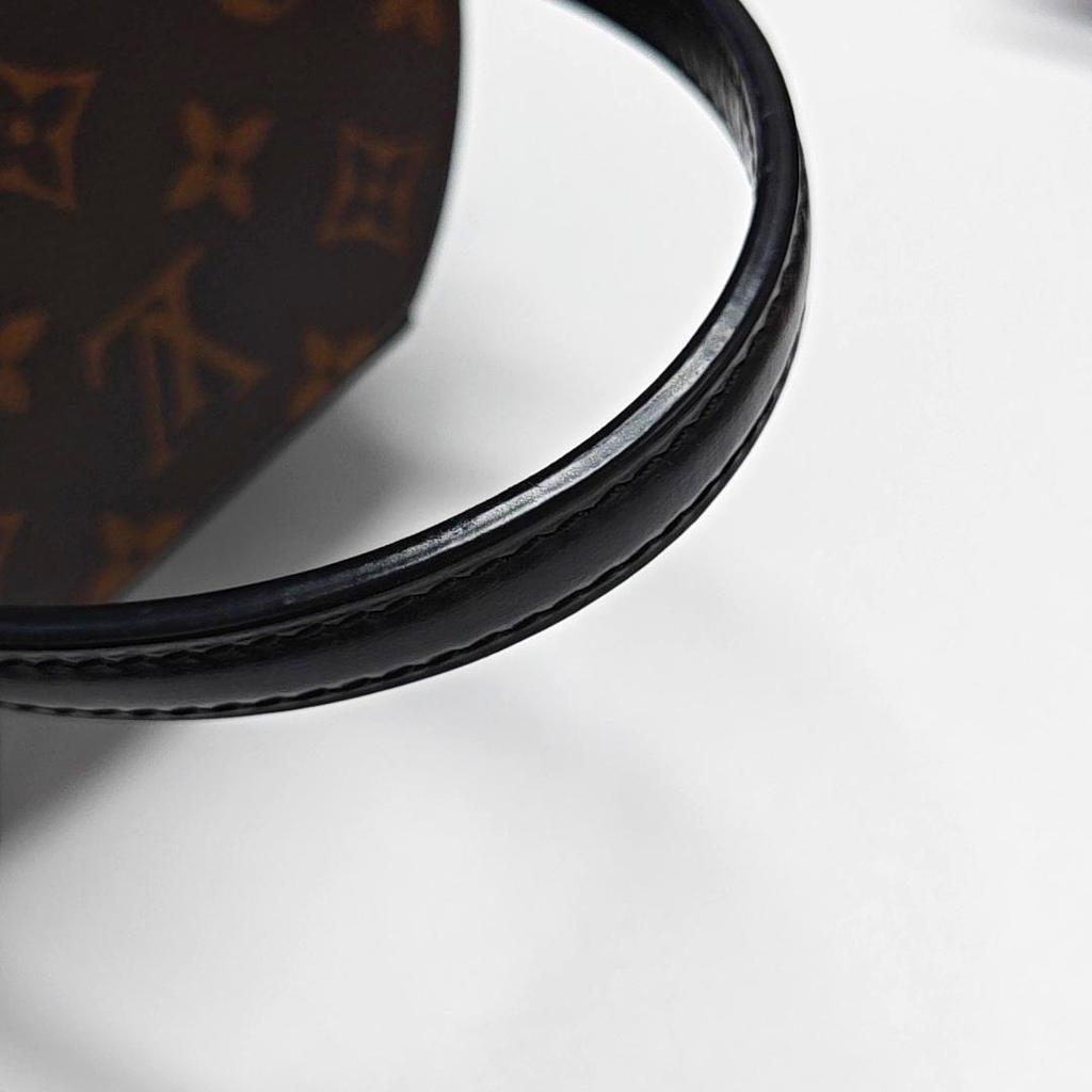 [Б/У] Louis Vuitton Cannes 'Коричневый холст Monogram Reverse' - Очень хорошее состояние #FF1V6A
