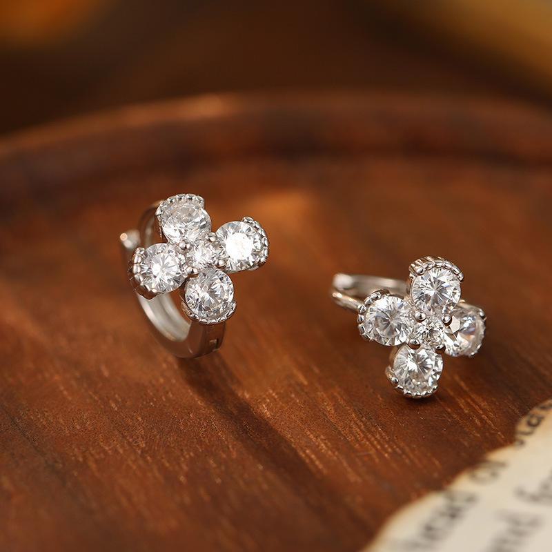 Серьги Banyan Tree S925 Silver Four Leaf Clover Diamond - Элегантные украшения в корейском стиле для женщин