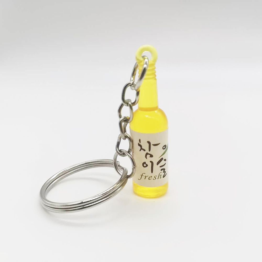 Korean Fashion Drink Soju Bottle Keychain 6 Colors Simulation Resin Beer Wine Trinket Women Keyring Jewelry Travel Gift Souvenir