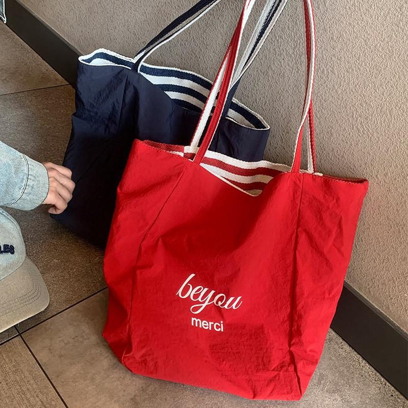 Модные полосатые двусторонние холщовые женские сумки через плечо, повседневные, большой вместимости, женские сумки, летняя новая пляжная дорожная свободная ленивая большая сумка-тоут