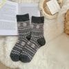 Winter Fashion Special Ethnic Style Thick Woolen Socks Retro Thickened Warm Rabbit Wool Socks for Women Polka Dot Ethnic Style Cashmere Socks