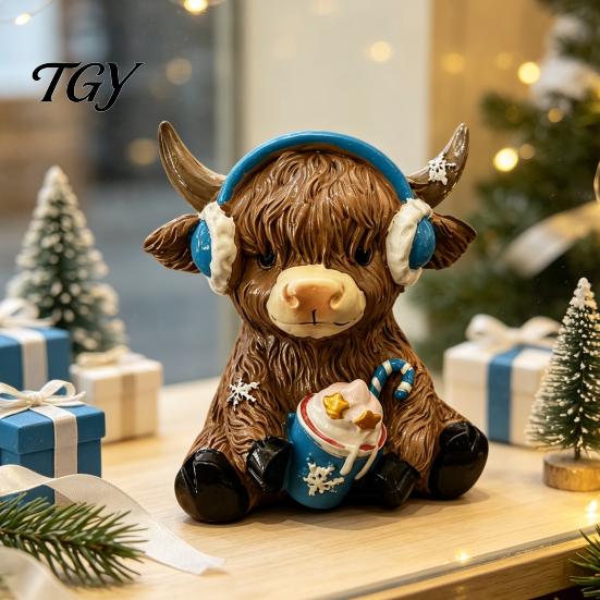 Animal Shape Ornament Winter Highland Cow Resin Figurine, Cattle Statue for Desk Decor, Home Office
