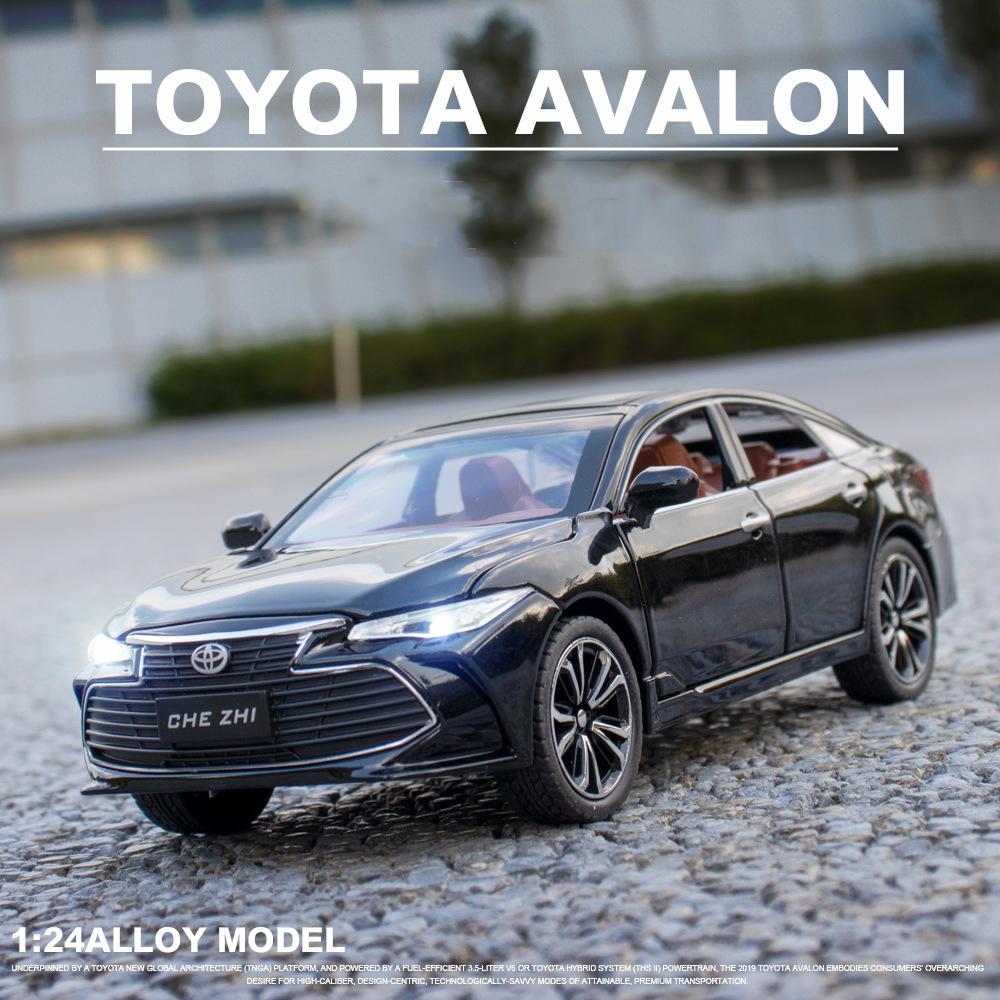 Литая под давлением модель автомобиля Toyota Avalon в масштабе 1/24, игрушечный автомобиль с откатным механизмом со звуком и светом для детей, коллекция подарков для мальчиков и девочек