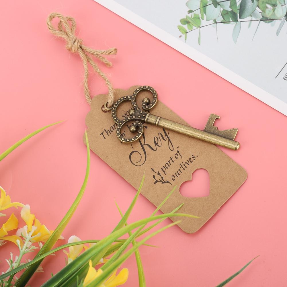 Открывалка для бутылок в форме ключа с биркой-карточкой для подарков гостям на свадьбу