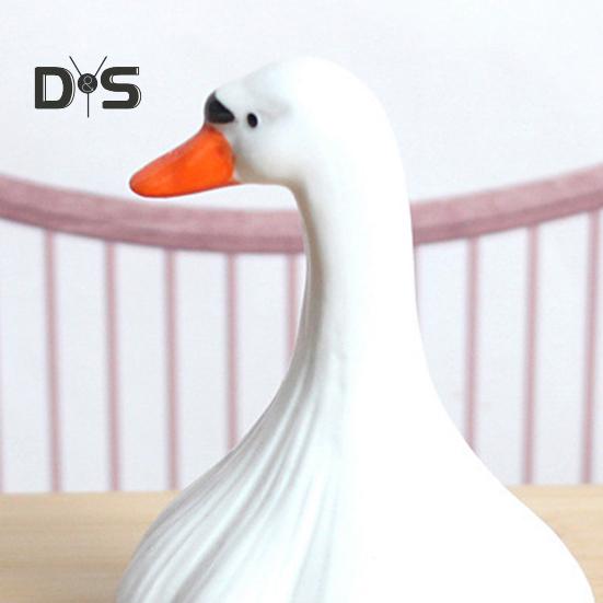 Garlic Duck Resin Figurine Cartoon White Duck Statue Animal Sculpture Home Office Bookshelf Desktop Decoration Ornament