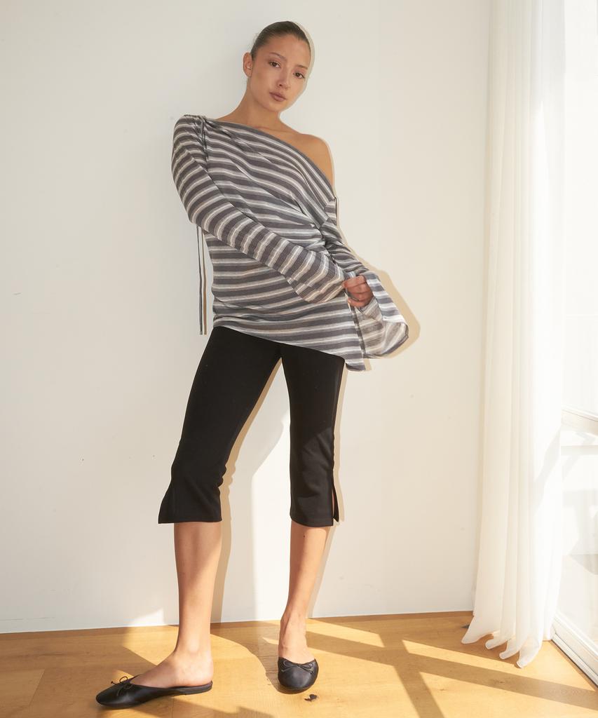 PROVO Shade Stripe Asymmetrical Off-Shoulder Top / Gray