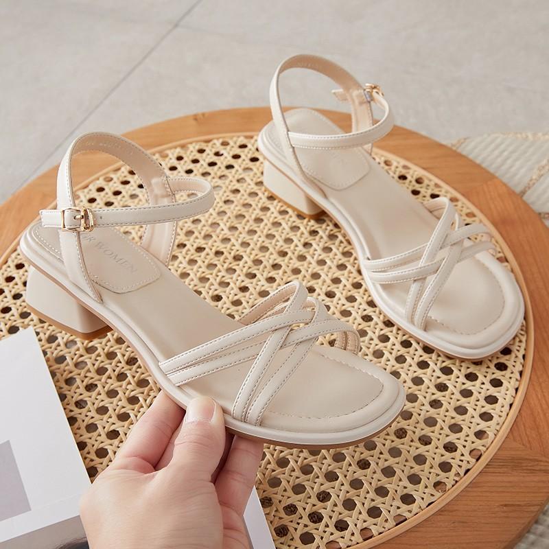 Sandals Summer Women's Fashion and Comfort 2025 New Thick Heel One-word Buckle Korean Version Casual Middle Heel Outer Women's Shoes