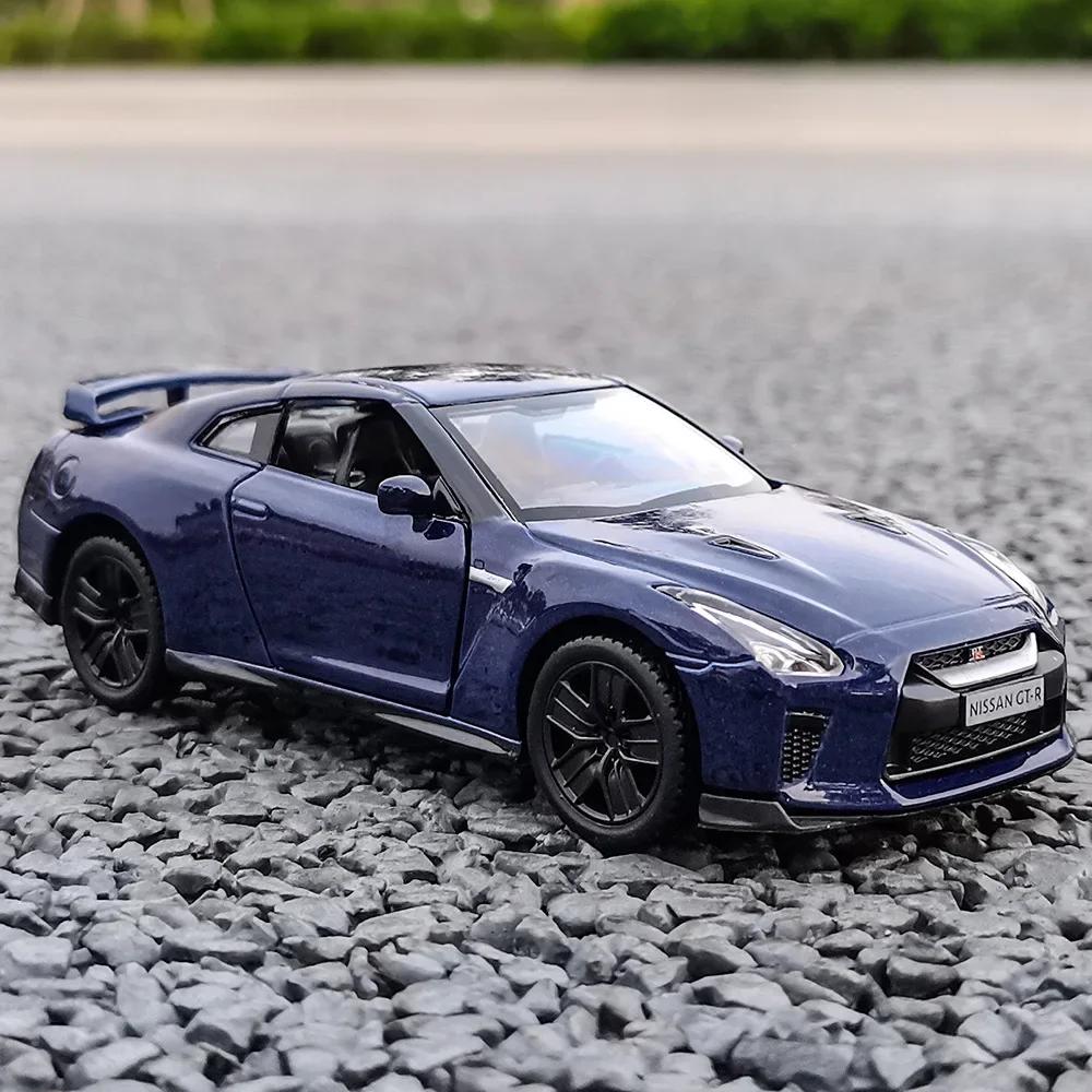 1:36 Nissan GTR R35 Super Car Simulation Exquisite Diecast Toy Vehicles City Alloy Model Gifts