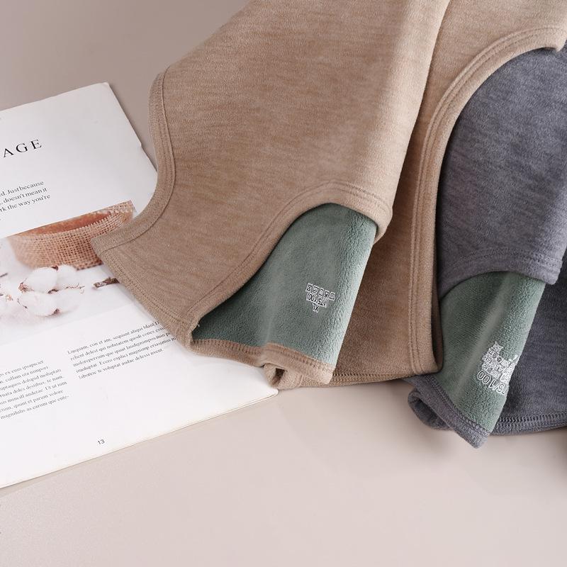 Мужской приталенный жилет с флисовой подкладкой: Теплая, основа из немецкого бархата, без рукавов, идеально подходит для осени/зимы.