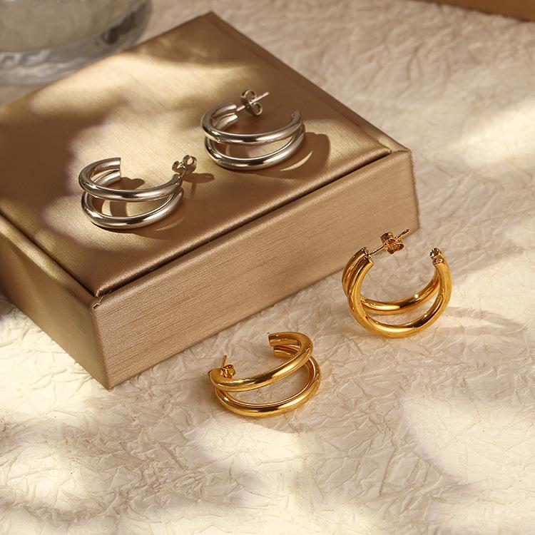 European and American Temperament Earrings Light Luxury Cold Wind Titanium Steel Ear Buckle Geometric Fashion Trend Stainless Steel Women's Earrings