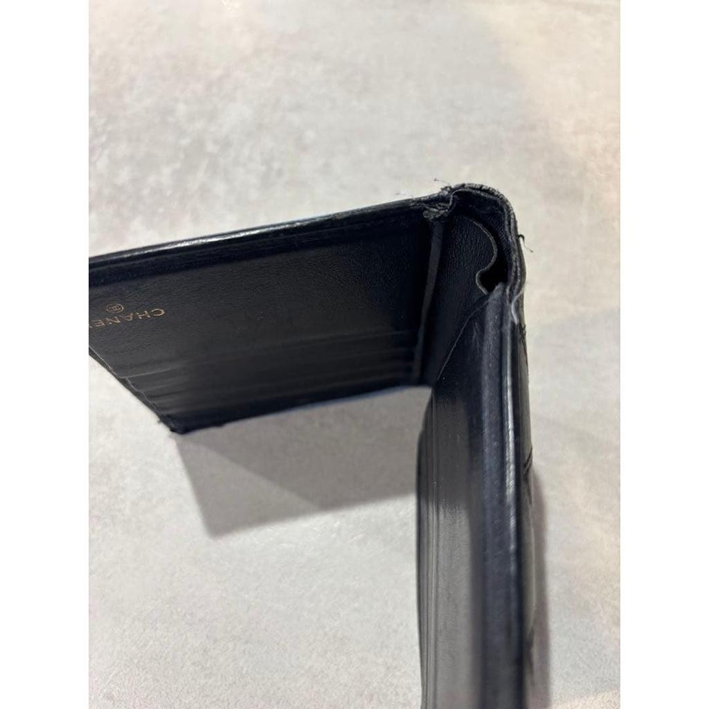 Used Used item: Vintage CHANEL Bi-fold Wallet for Men, Matelass
