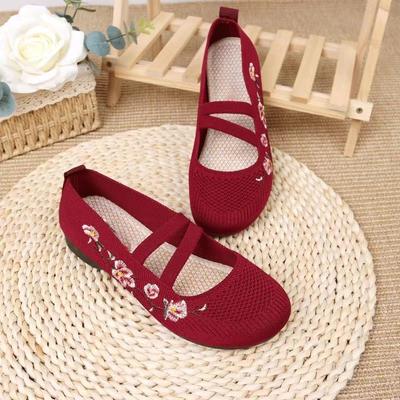 2025 ****** и лето новые старые ******* тканевые туфли женские с мелким вырезом вышитые туфли для мамы подошва из дерьма нескользящие женские туфли на один шаг