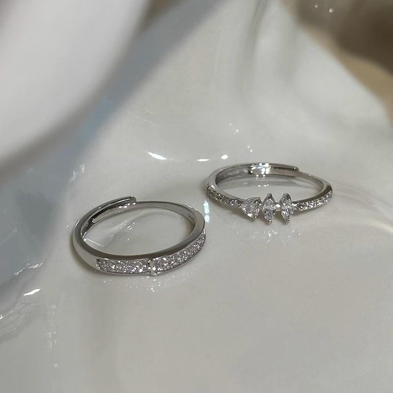 Chic Elegant Adjustable Open Ring For Women Crafted With Dazzling Zirconia Stones