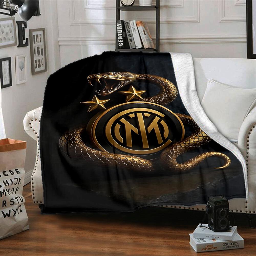 Inter Milan Emblem Blankets Flannel Printed Breathable Warm Throw Blanket for Home Office Bedspreads 0708a91