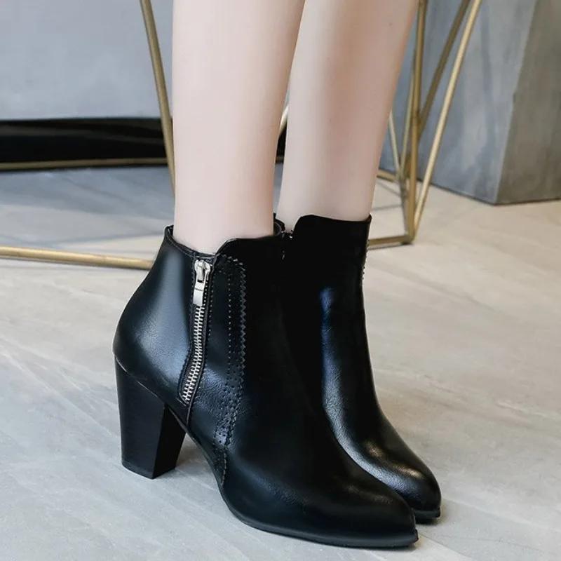 Designer's New Women's Boots Fashion Short Boots Thick Heels Side Zipper Casual Women's Ankle Boots Bottas Mujer2025